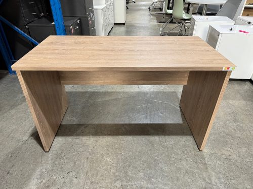 CLEARANCE STUDENT DESK